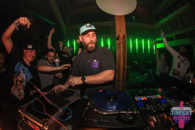Main Event at The Jibfest Weekender 2023, Newfoundland (photo 3) — photo by @partytymepittman & @rieleywinsor